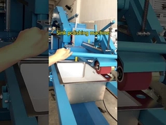 Handgefertigte Schleifmaschine für die Verarbeitung von Metallblechen