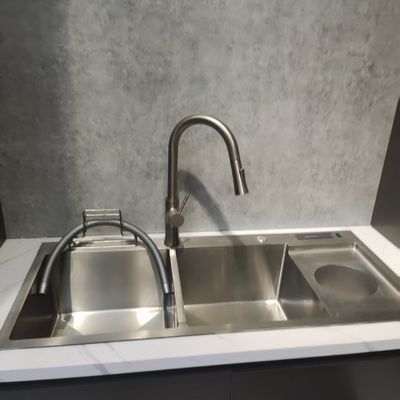 Guter Preis Handgefertigte Küchenspüle aus Edelstahl mit Küchenspüle der Lebensmittelqualität 304/316 Online