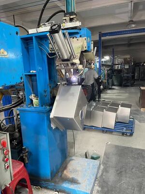 Guter Preis Rollnahtpressmaschine Spezialausrüstung für die manuelle Spülbeckenherstellung Online