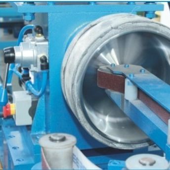 Fabrikpreis Doppelkopf Automatik Innen- und Außen Kochgeschirr Sandmaschine für Metallwaren