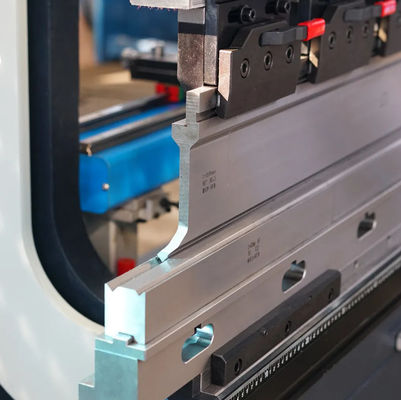 Automatische Edelstahl-CNC-Hydraulische Biegemaschine Metallklappmaschine für die Küchenspüle