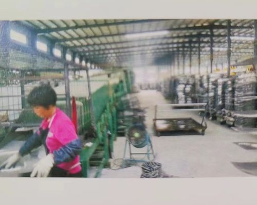 Kontinuierlicher gasgeschützter heller industrieller Grillöfen für Metallbauteile