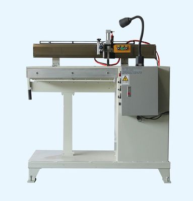 Automatische Schweißmaschine mit numerischer Steuerung für das Spalten von Sinken aus Edelstahl