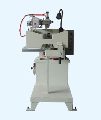 Automatische Schweißmaschine mit numerischer Steuerung für das Spalten von Sinken aus Edelstahl