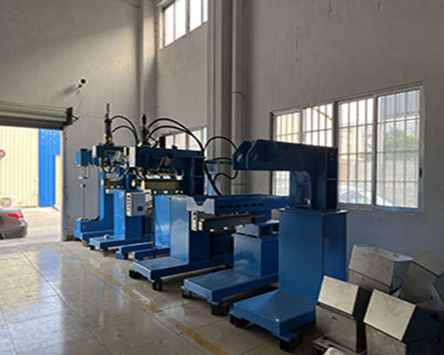 Qualität Stabile und hocheffiziente Edelstahl-Produktionslinie 201/304 zur manuellen Bearbeitung von Spülen Fabrik