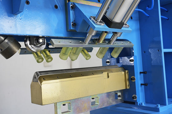 Multifunktionale Eck- und Nahtpressmaschine für Edelstahl-Küchenspülen