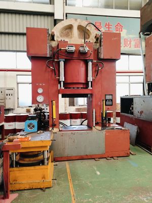 Precision Embossing Steel Wire Winding Hydraulic Press Equipment Manufacturing Factory (Fabrik für die Herstellung von Druckmaschinen und Druckmaschinen)