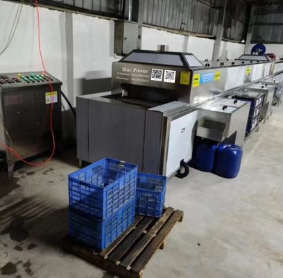 Leistungsstarke Reinigungsfähigkeit Automatische Reinigungs- und Trocknungsgeräte Produktionslinie