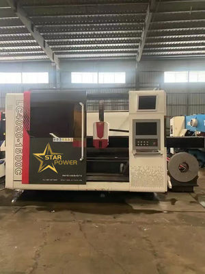 Kompatibel mit allen Arten von Produktionsmaßstäben, um den komplexen Prozessbedarf einer professionellen multifunktionalen Präzisionsmetallschneidemaschine zu erfüllen