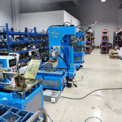 PLC-gesteuerte Gelenk- und Winkelpressmaschine für hochpräzise und glatte Schweißnähte in der Küchenindustrie