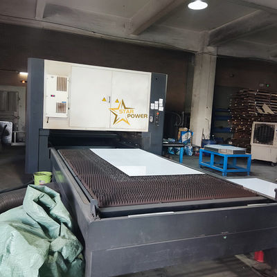Hochleistungslaserschneidemaschine für Kochgeschirr-Produktionslinie