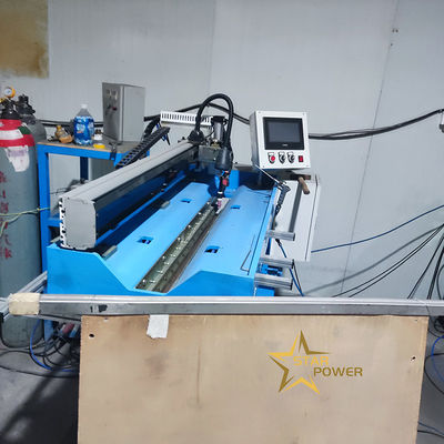 Hohe Leistung kann für Metallplatten verwendet werden Edelstahl Waschbecken Produktion von CNC-Gerade Nähte Schweißmaschine