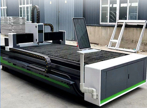 Automatische Metalllaserschneidmaschine Präzisionsschneidung aus Edelstahl, Aluminiumlegierung und Metall