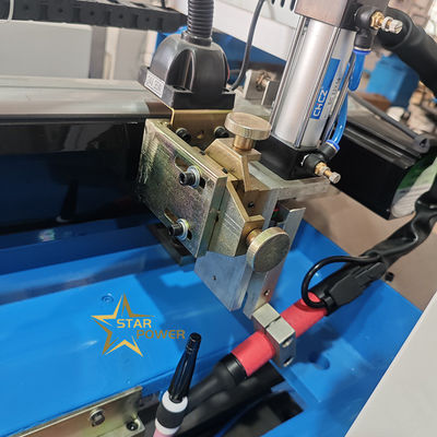 Edelstahl Metall Automatisches Spliessen Material Gerade Nähte Schweißen Spezialmaschine für die Maschinenverarbeitung