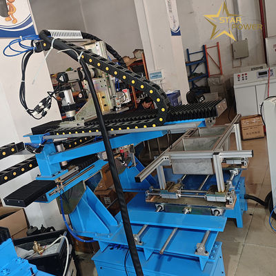 Anpassbar für verschiedene Produktionsszenarien Küchenutensilien Maschine mit fortgeschrittenem CNC-Steuerungssystem
