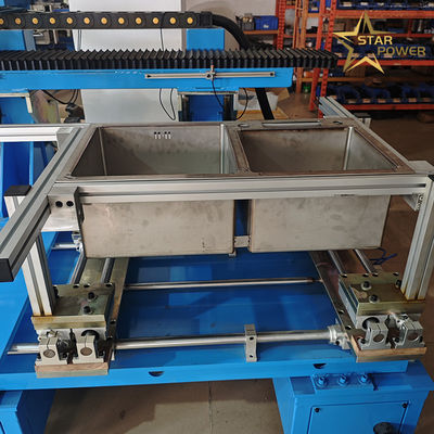 Anpassbar für verschiedene Produktionsszenarien Küchenutensilien Maschine mit fortgeschrittenem CNC-Steuerungssystem