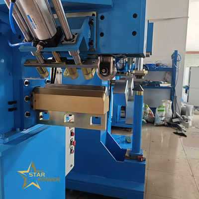 PLC-Steuerung der Schneidmaschine mit großen und kleinen Rädern