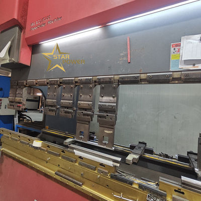 Intelligente Biege-Maschine Sink Biegen Formieren 1300mm Spalte Abstand