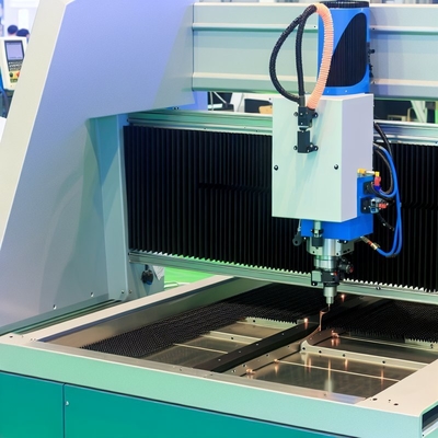 4-Achsen-CNC-Präzisionsschweißmaschine (Spezialisierung auf Innenrand)