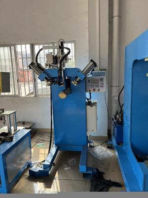 Stickstoffgeschützter Eckrundschweißer mit Lebensmittelkonformität und Präzisionsrundung für Küchenspülen