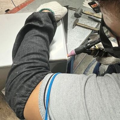 Hochpräzisions-CNC-Schweißmaschine für Spülenpanel-Reparatur