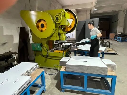 Maschine zur Verhütung von Schwellungen in der Küche